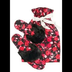 NWT Victoria Secret Black Red Floral Satin Fur Slippers w/Bag M 7 8